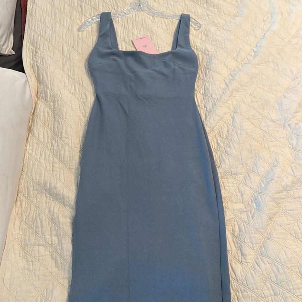 Hello Molly never worn blue midi dress size 6 M - Picture 1 of 3